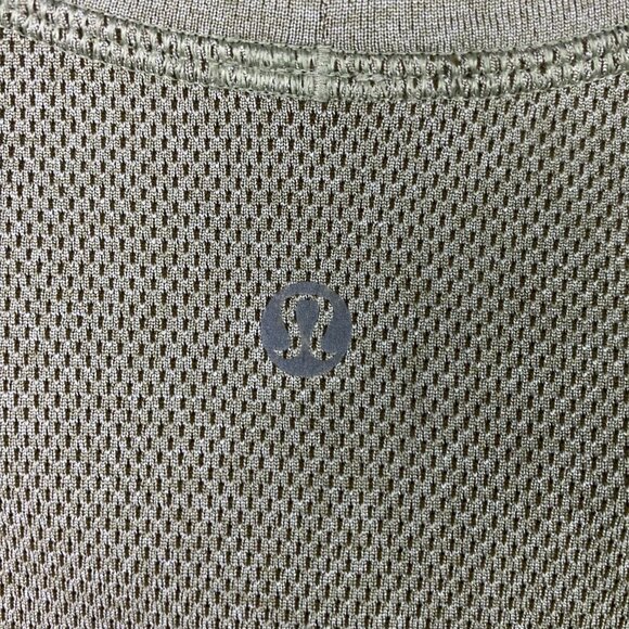 Lululemon Metal Vent Tech Shirt Mens Large Light Green City Skyline Gym Running - Picture 11 of 11